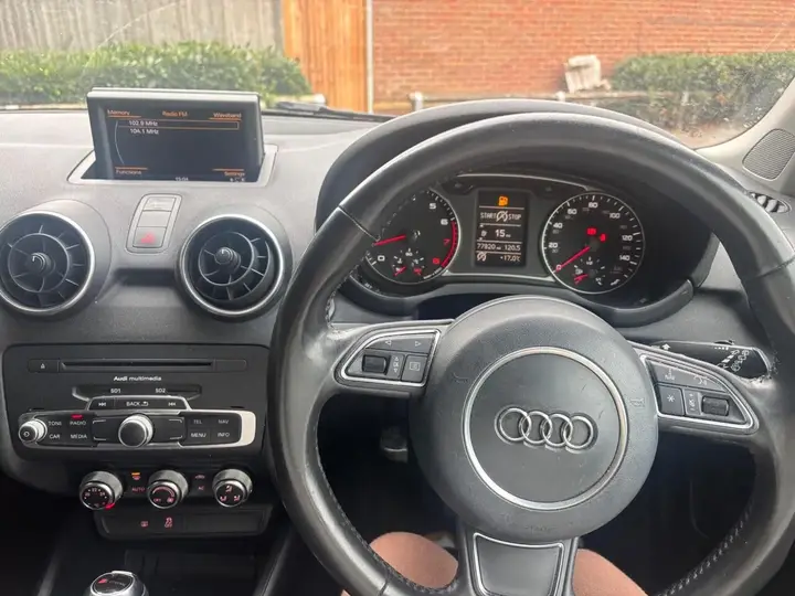 Audi A1 2012 photo 4