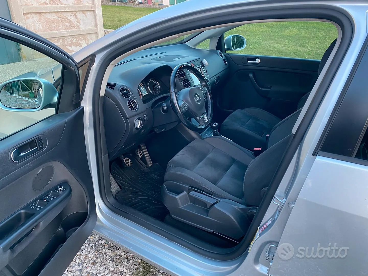 Volkswagen Golf Plus 2010 photo 4