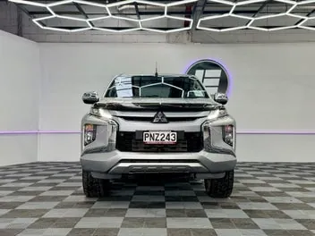Mitsubishi Triton 2022 photo 3