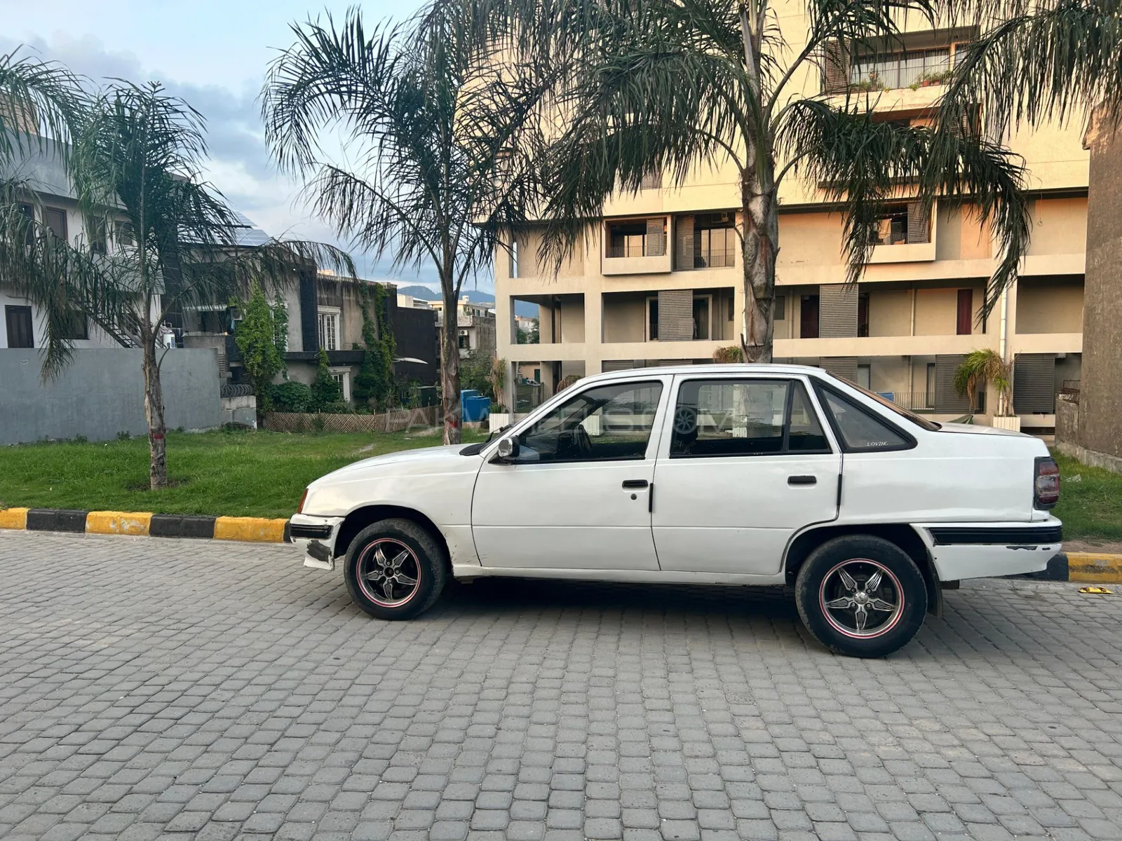 Daewoo Racer
