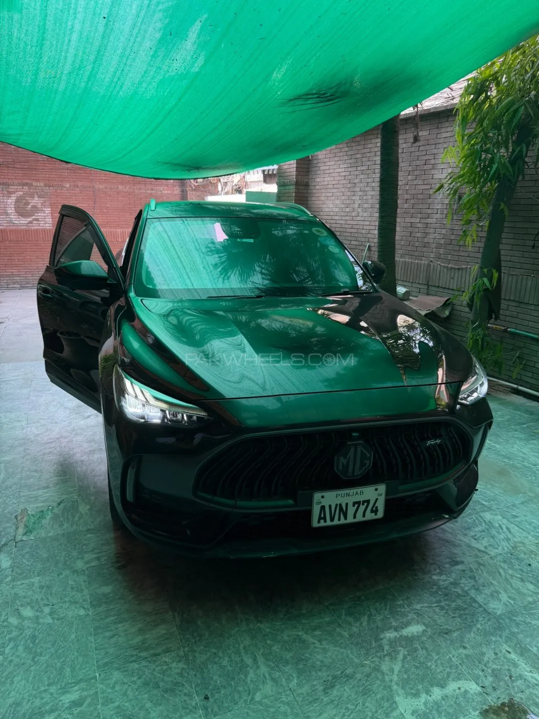 MG Hs