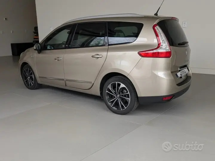 Renault Scenic 2015 photo 3