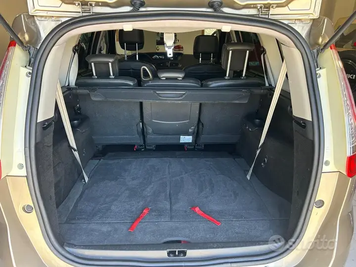 Renault Scenic 2015 photo 5