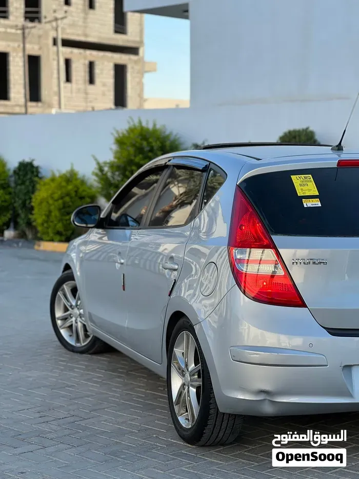 Hyundai I30 2011 photo 3