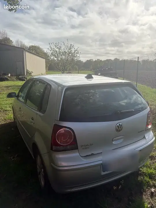Volkswagen Polo 2009 photo 2