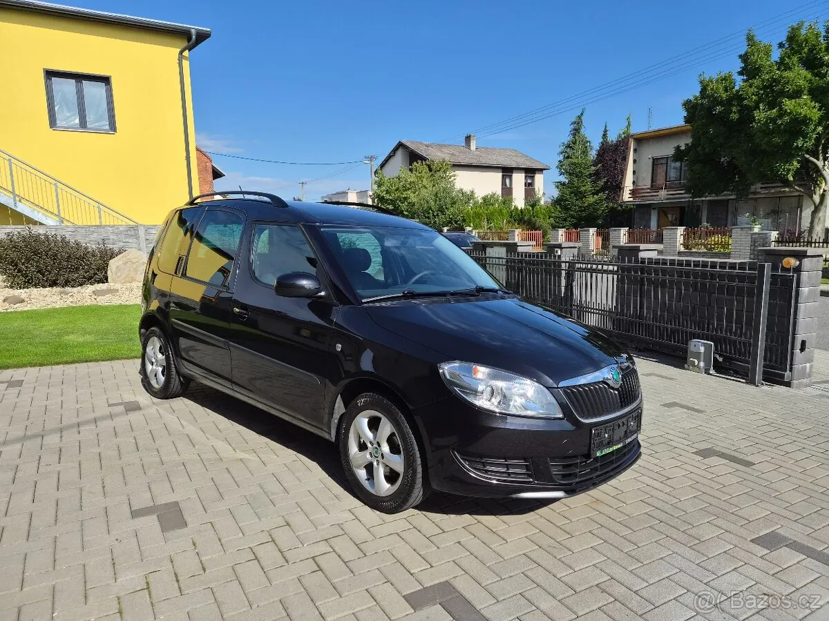 Skoda Roomster 2012 photo 5