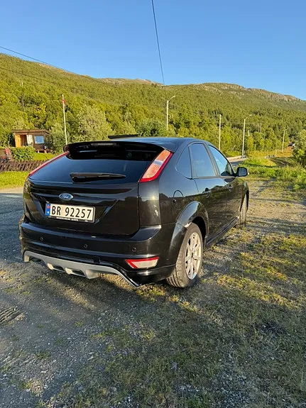 Ford Focus 2009 photo 3