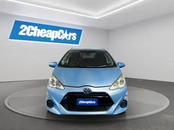 Toyota Aqua 2015 photo 3
