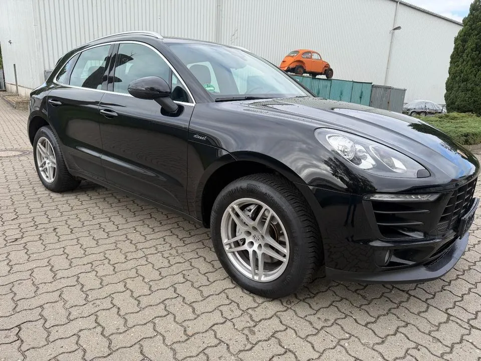 Porsche Macan S