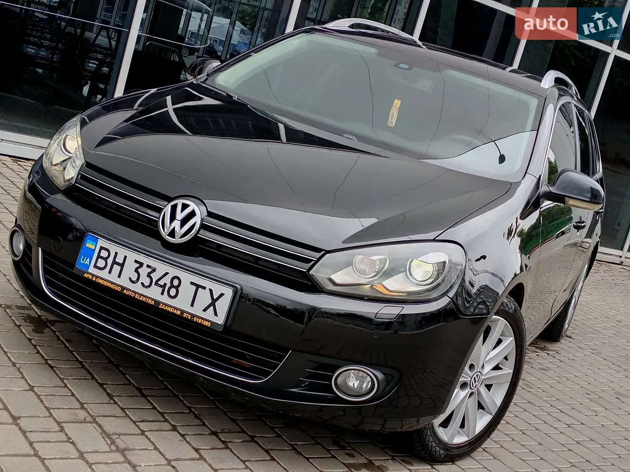 Volkswagen Golf 2010 photo 3