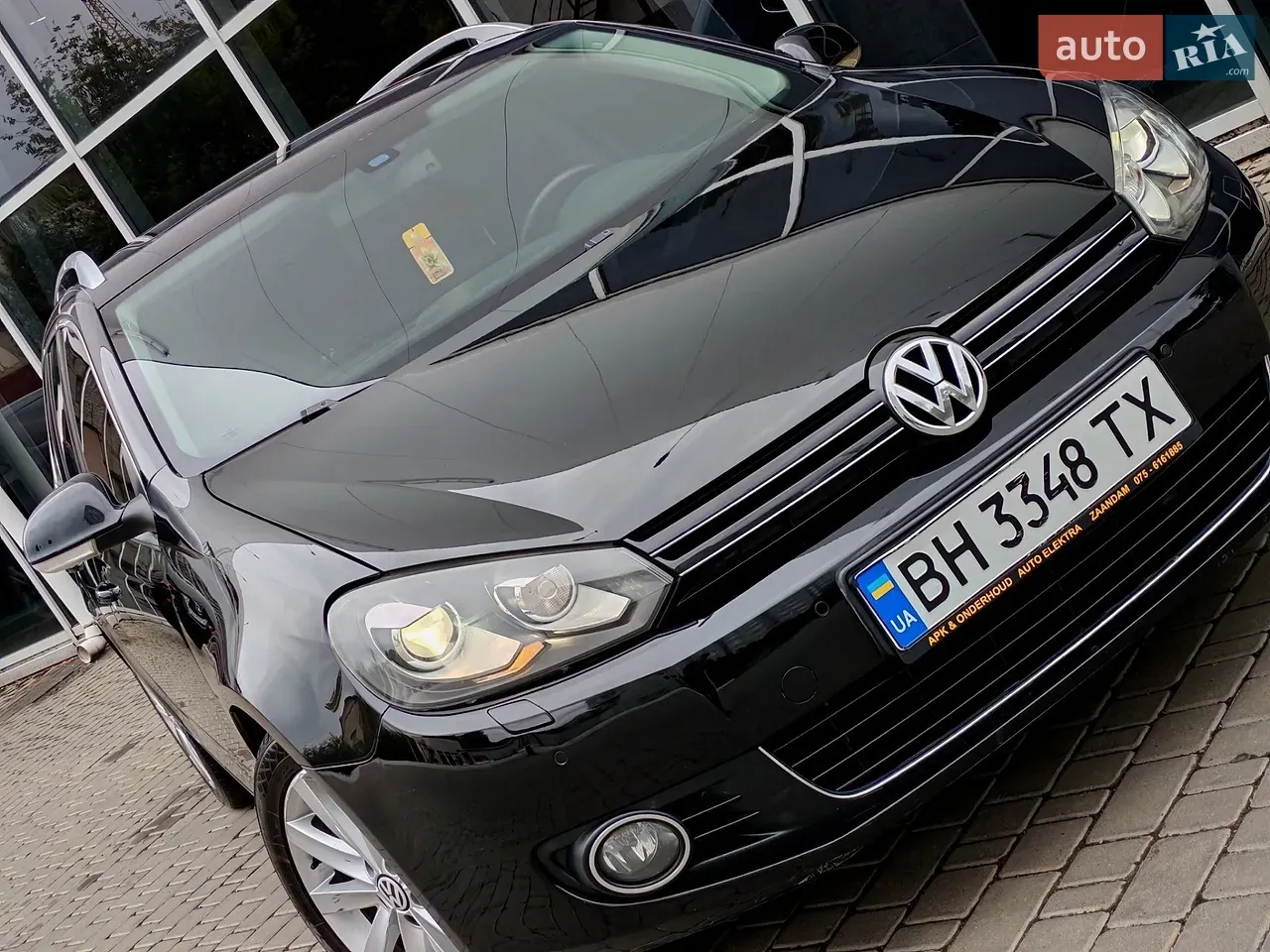 Volkswagen Golf 2010 photo 4