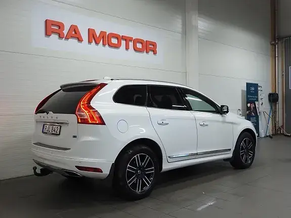 Volvo Xc60 2017 photo 5