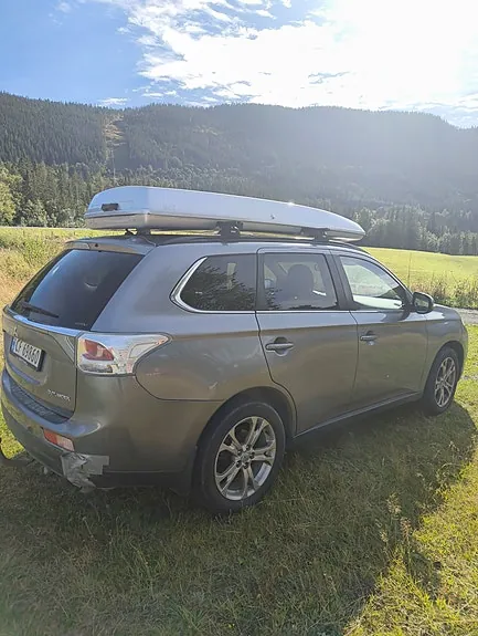 Mitsubishi Outlander 2013 photo 2
