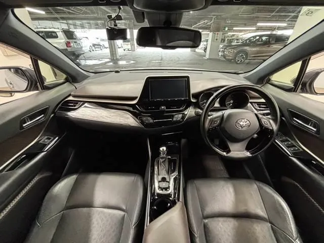 Toyota Chr 2017 photo 2