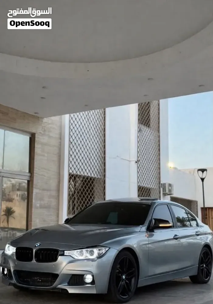 BMW F30 2016 photo 2