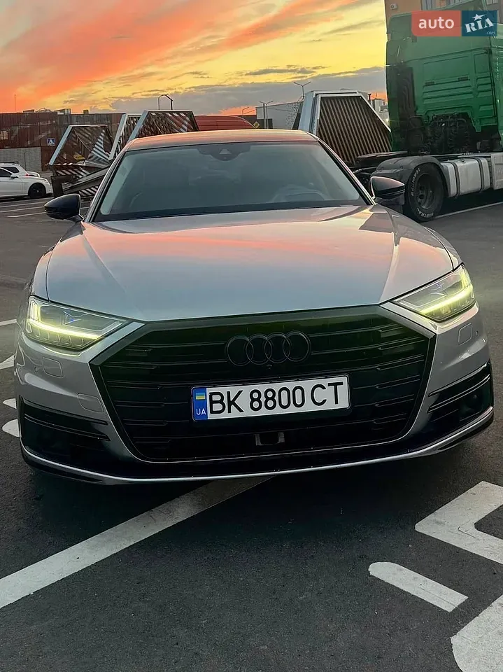 Audi A8 2019 photo 5