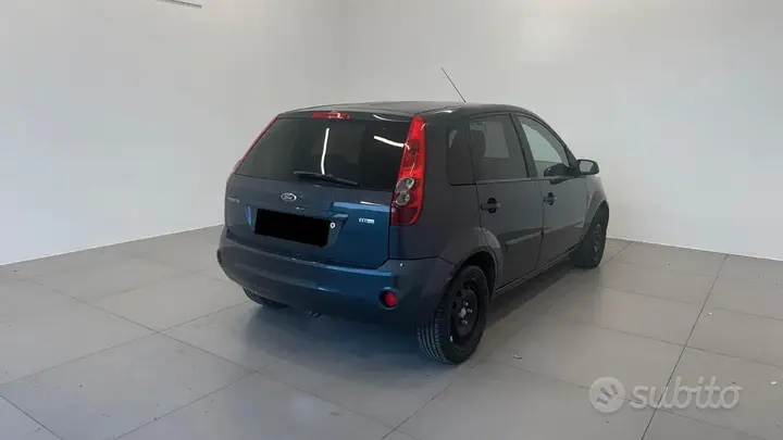 Ford Fiesta 2007 photo 4