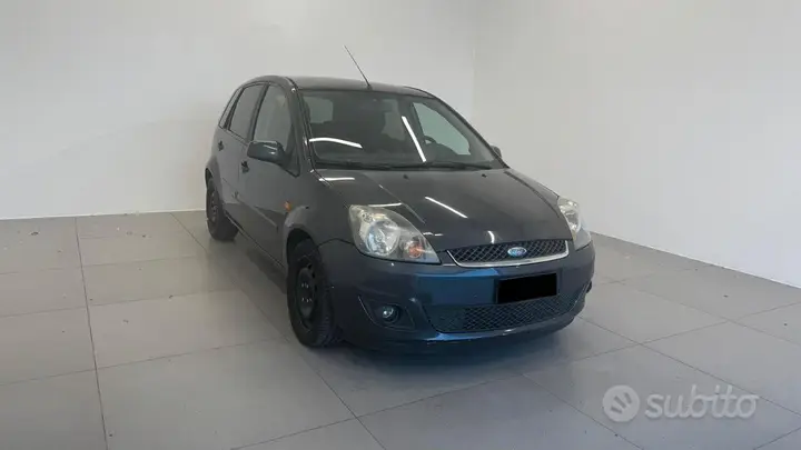 Ford Fiesta 2007 photo 3