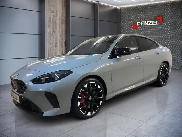 BMW 2 Series 2026 photo 2