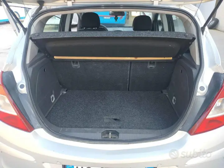 Opel Corsa 2009 photo 4