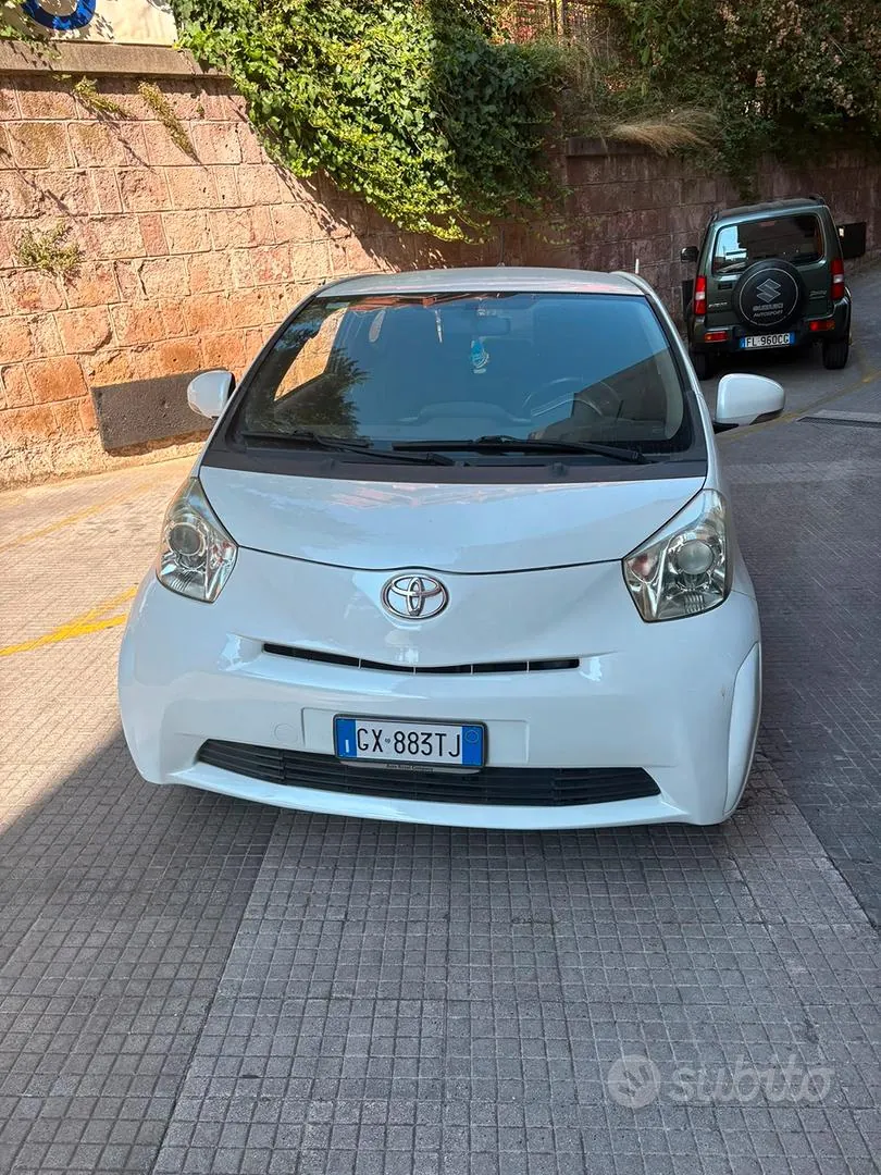 Toyota Iq