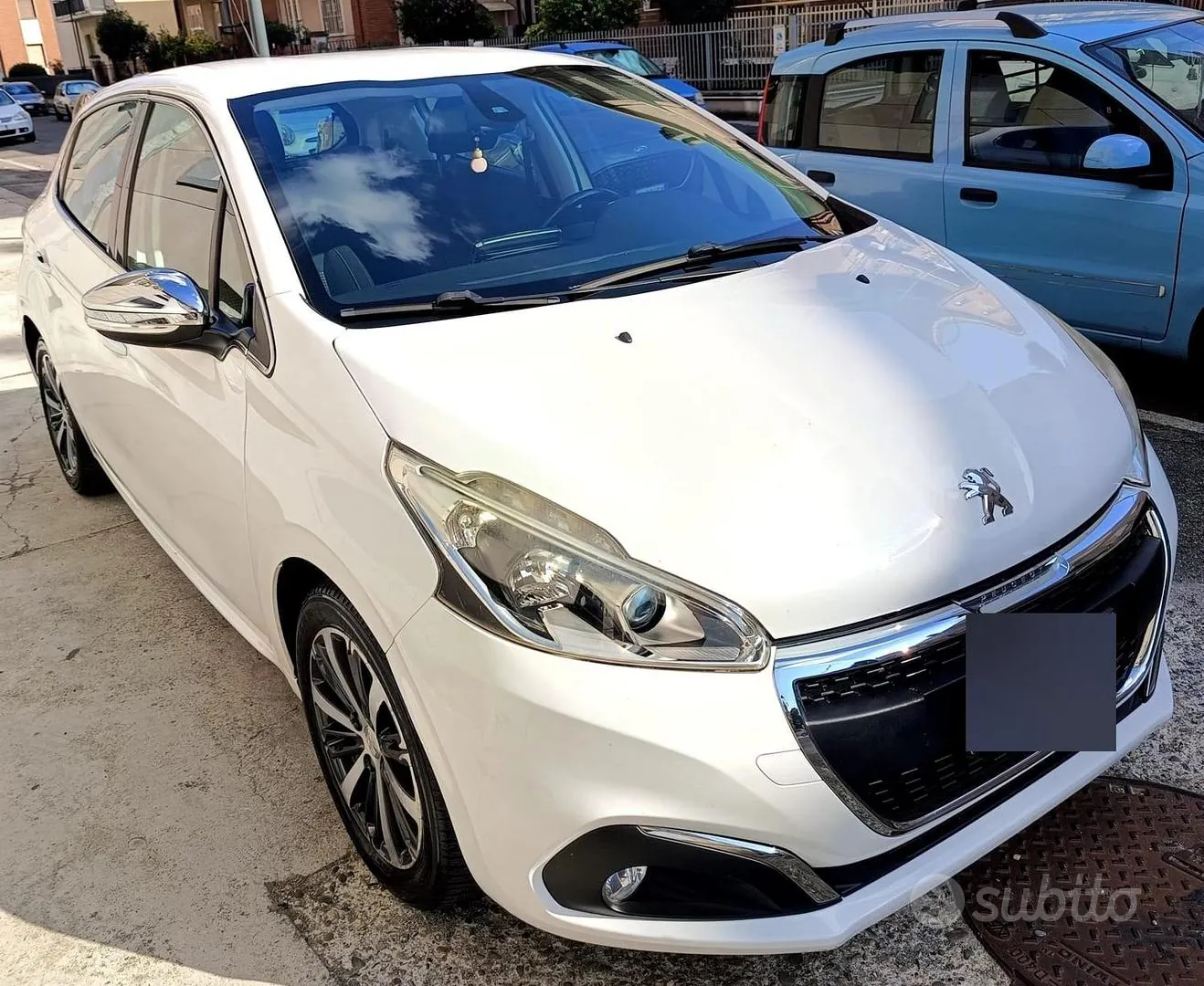 Peugeot 208 2015 photo 4