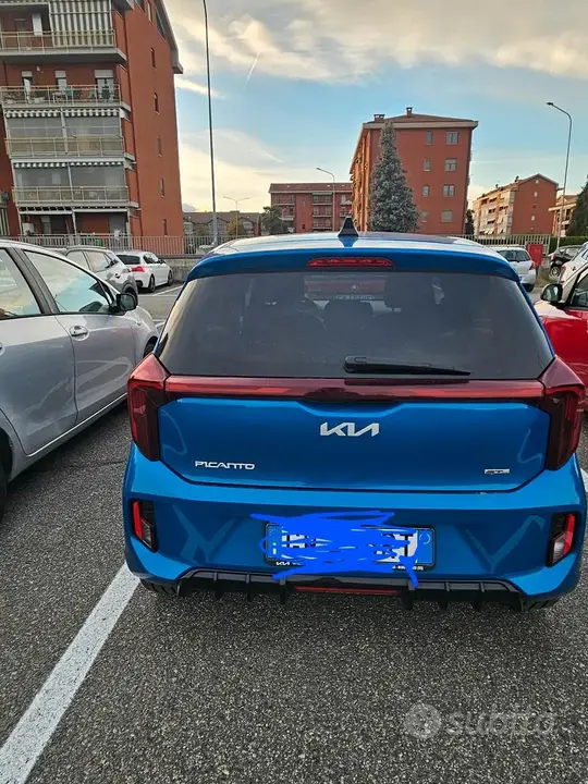 Kia Picanto 2024 photo 3