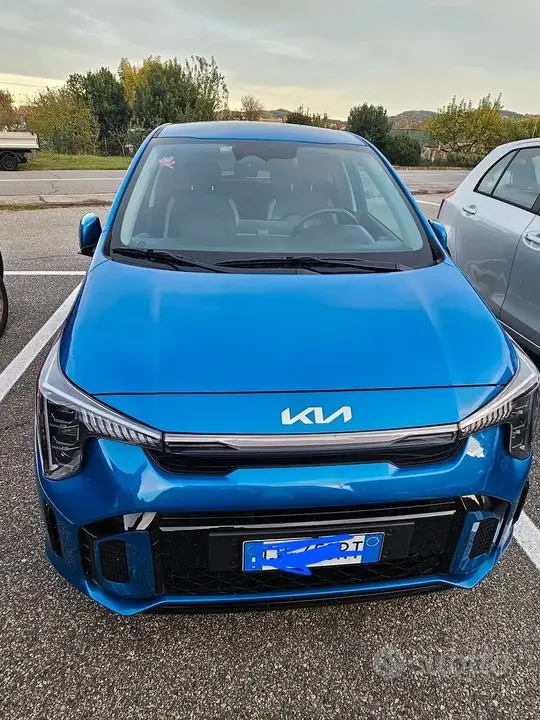 Kia Picanto 2024 photo 2