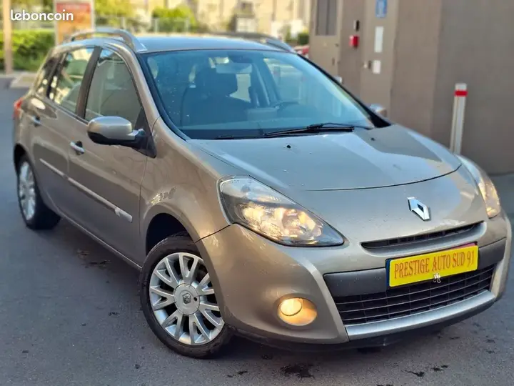 Renault Clio 2009 photo 5