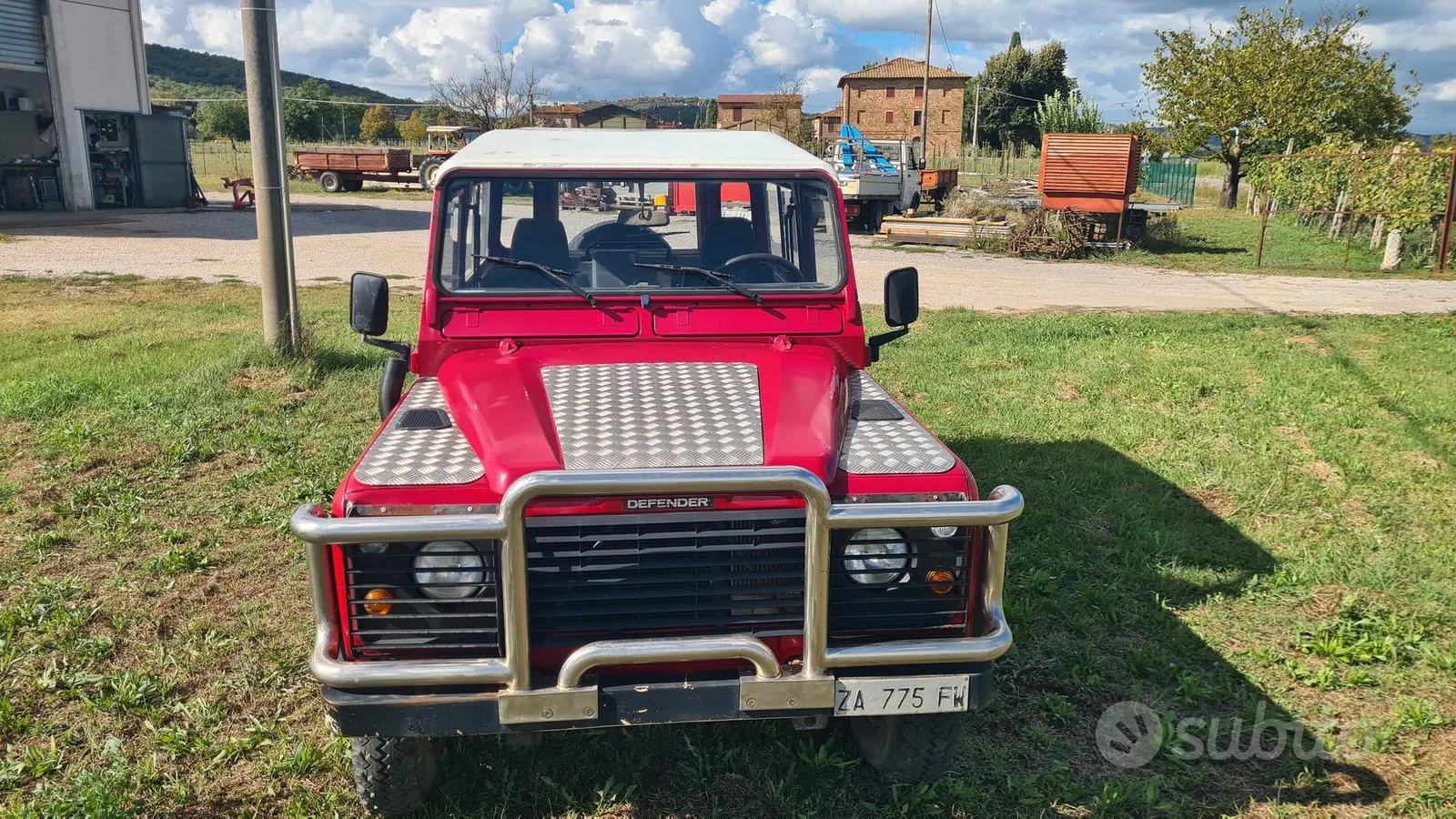 Land Rover Defender 1997 photo 2