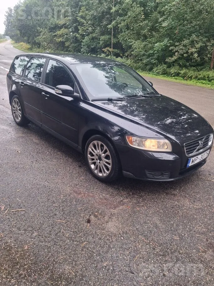 Volvo V50 2008 photo 2