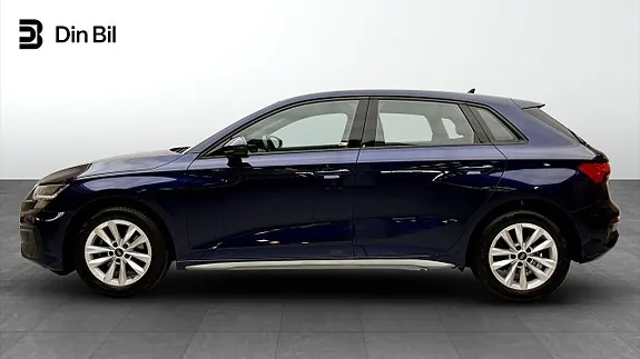 Audi A3 2023 photo 2