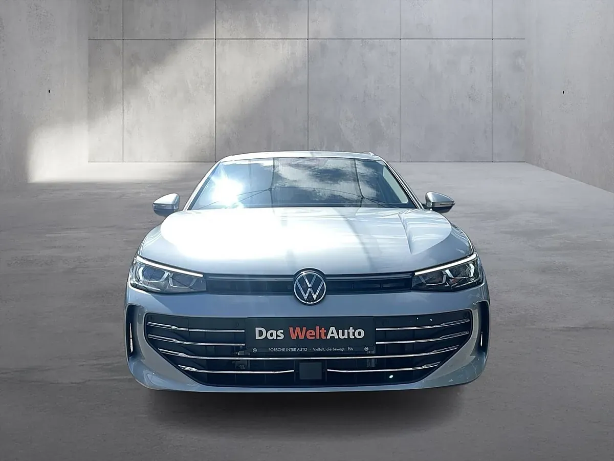 Volkswagen Passat 2026 photo 2