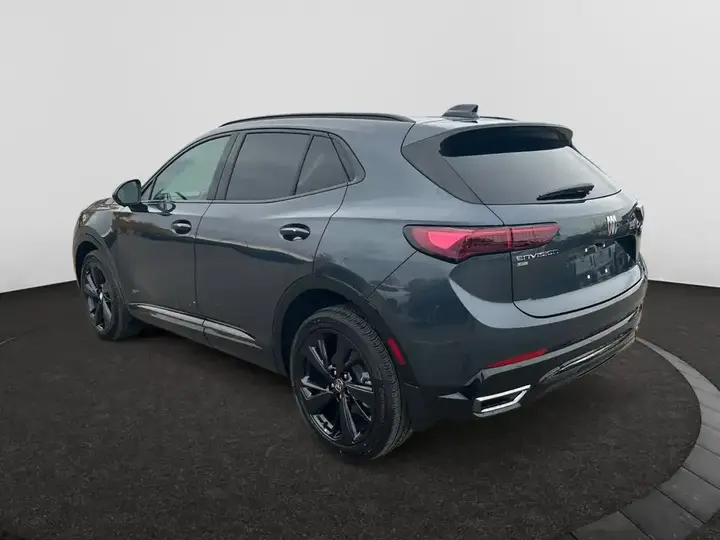 Buick Envision 2026 photo 3