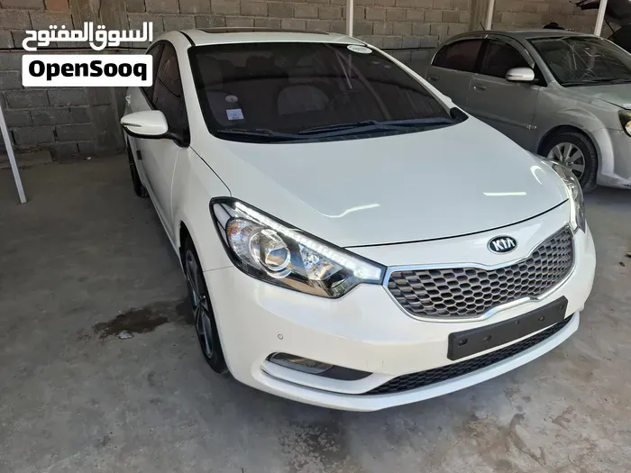 Kia K3 2015 photo 2