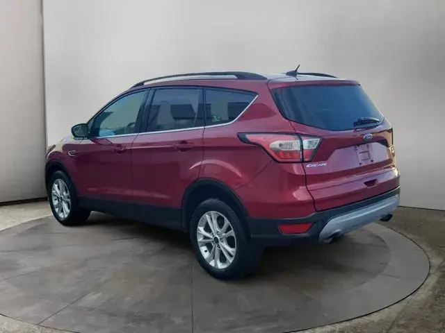 Ford Escape 2017 photo 3