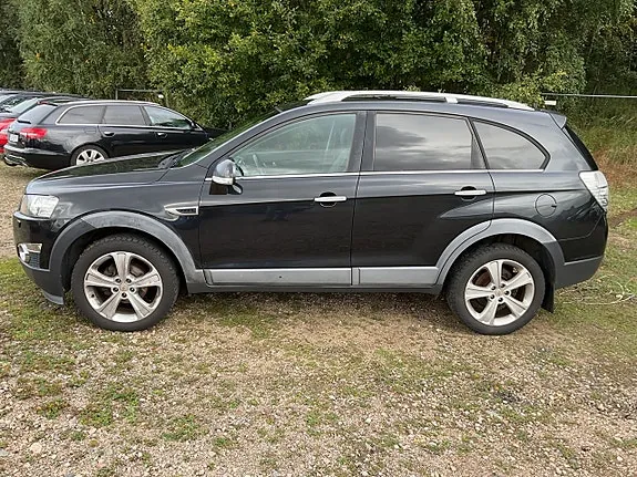 Chevrolet Captiva 2011 photo 2