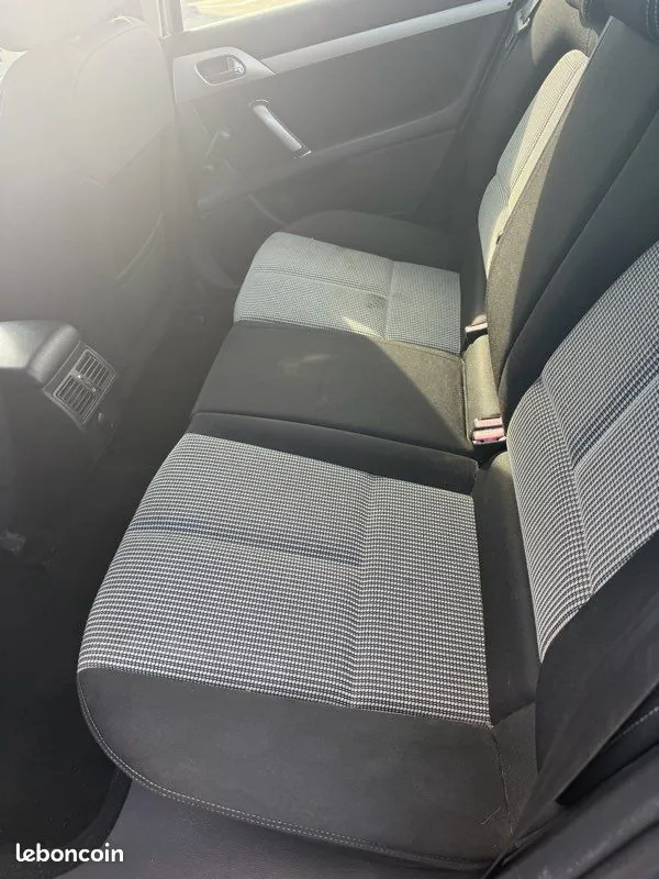 Peugeot 407 2007 photo 3