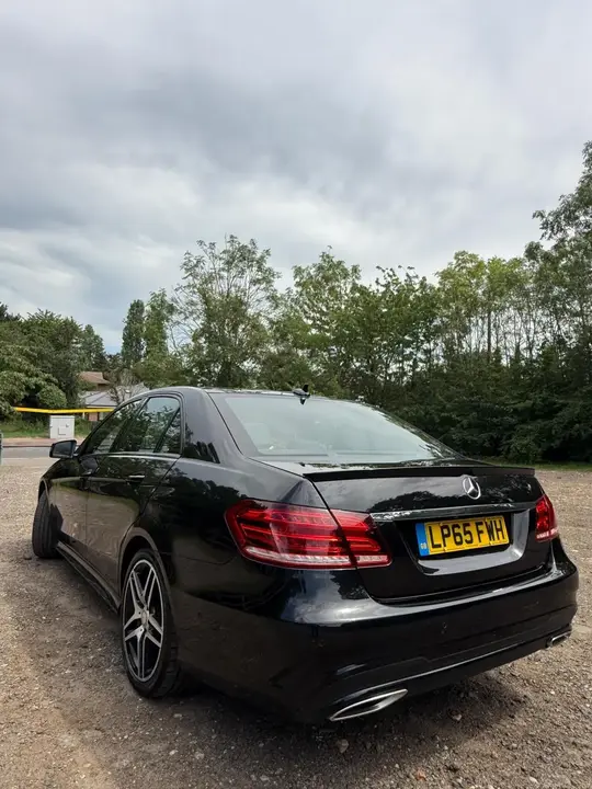 Mercedes-Benz E-Class 2015 photo 5