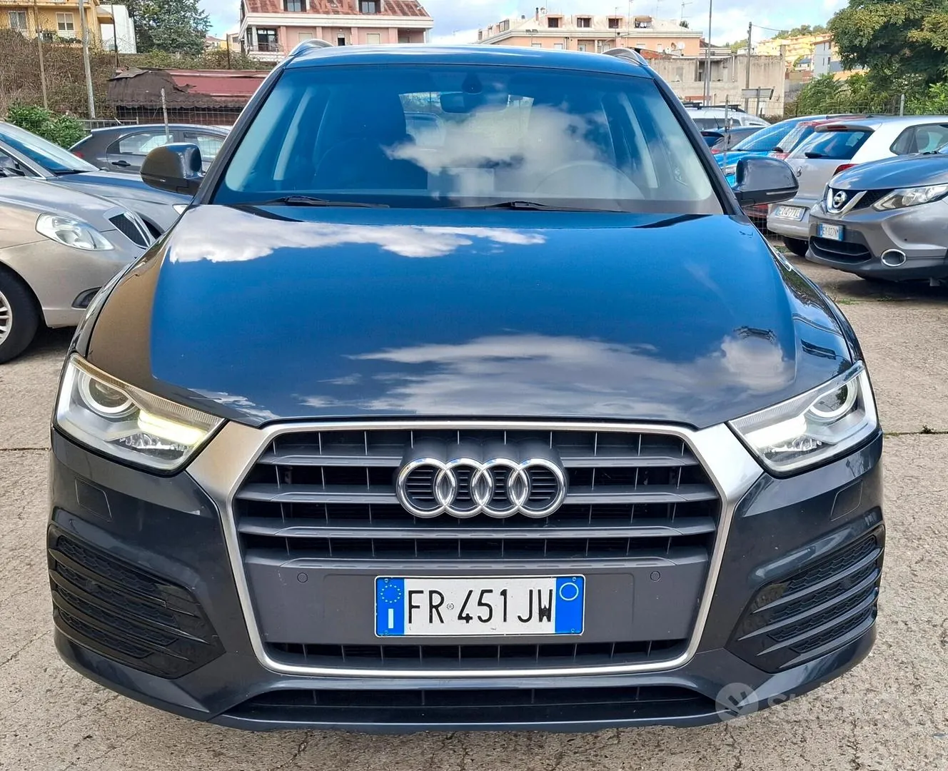 Audi Q3 2018 photo 2