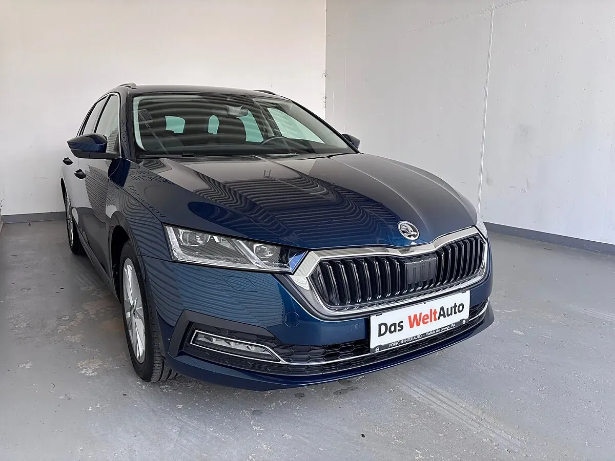 Skoda Octavia 2024 photo 3