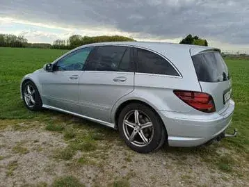 Mercedes-Benz R-Class
