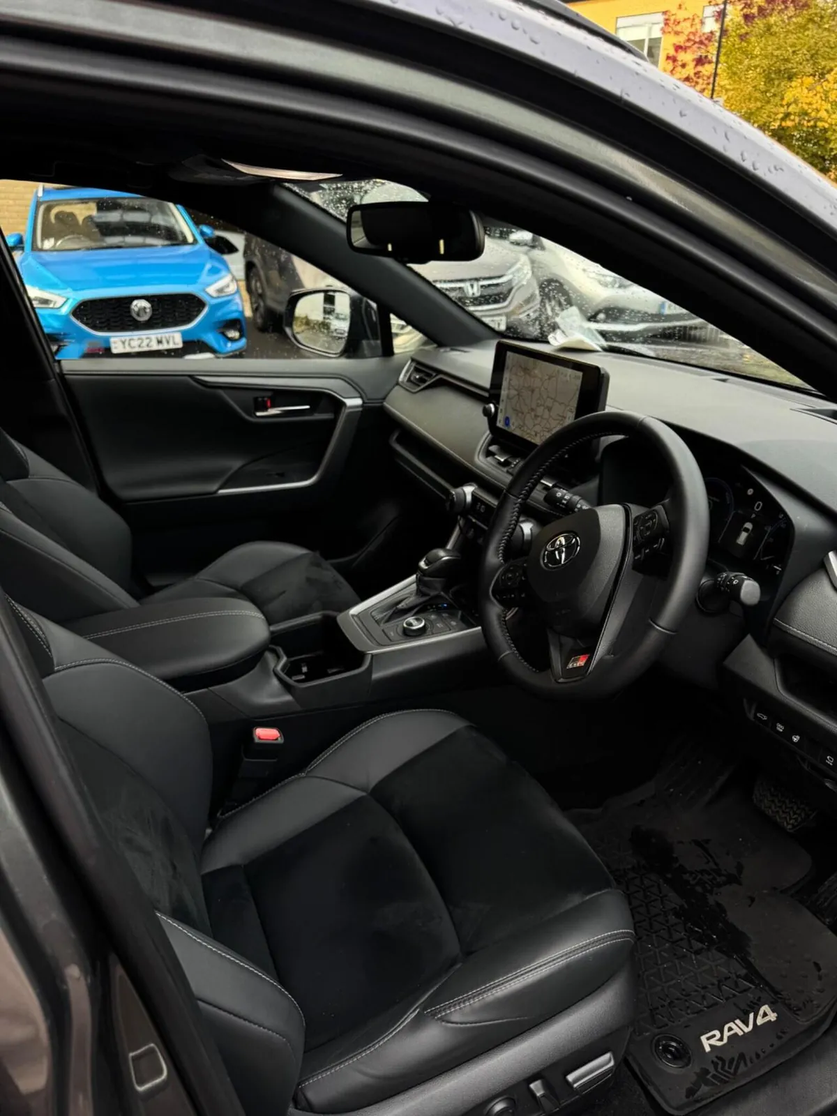 Toyota Rav4 2025 photo 3