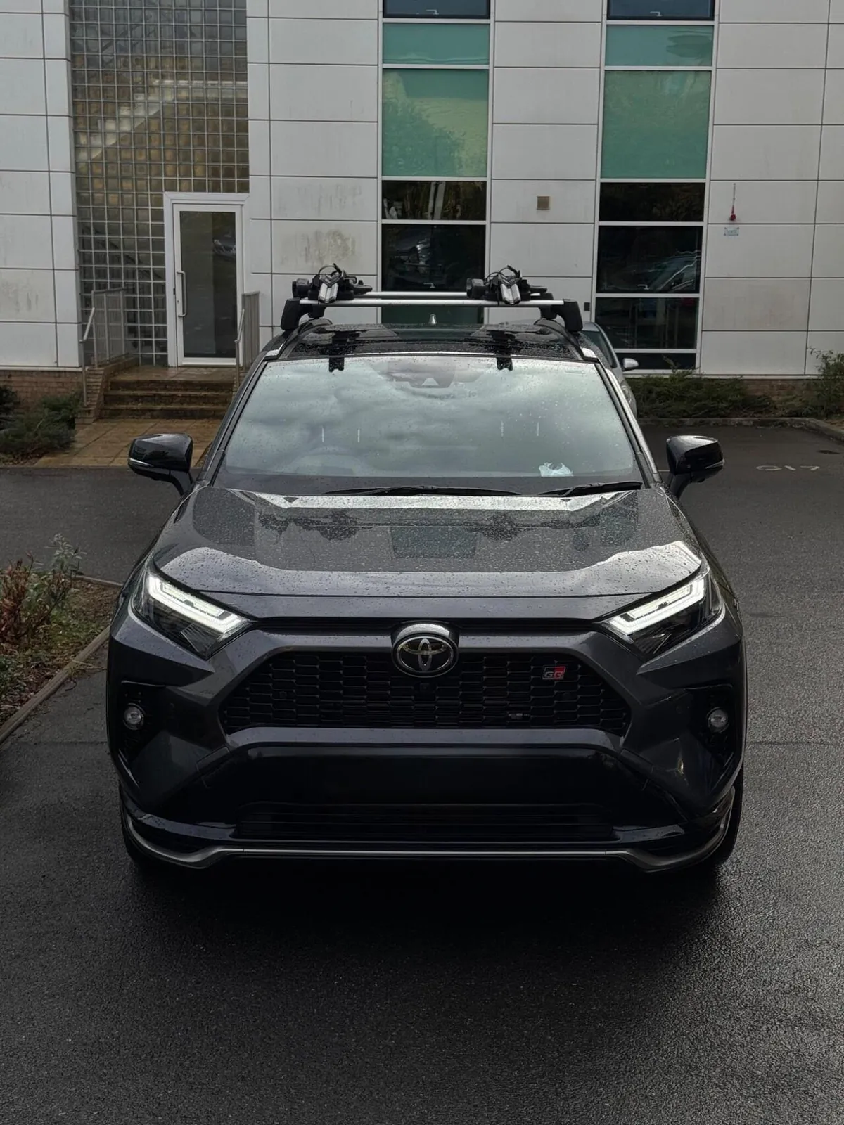 Toyota Rav4 2025 photo 2