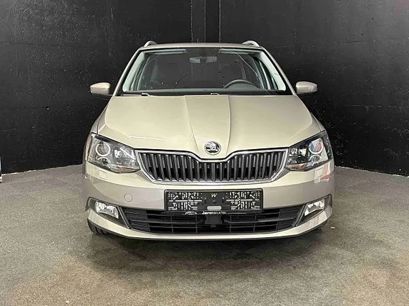 Skoda Fabia 2017 photo 3