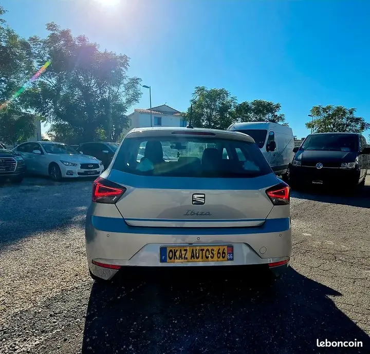 Seat Ibiza 2022 photo 4