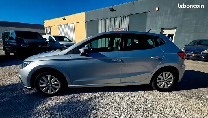 Seat Ibiza 2022 photo 3