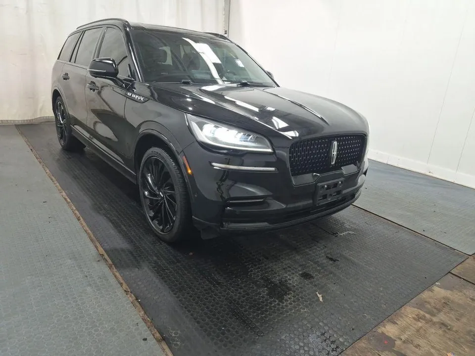 Lincoln Aviator 2022 photo 2