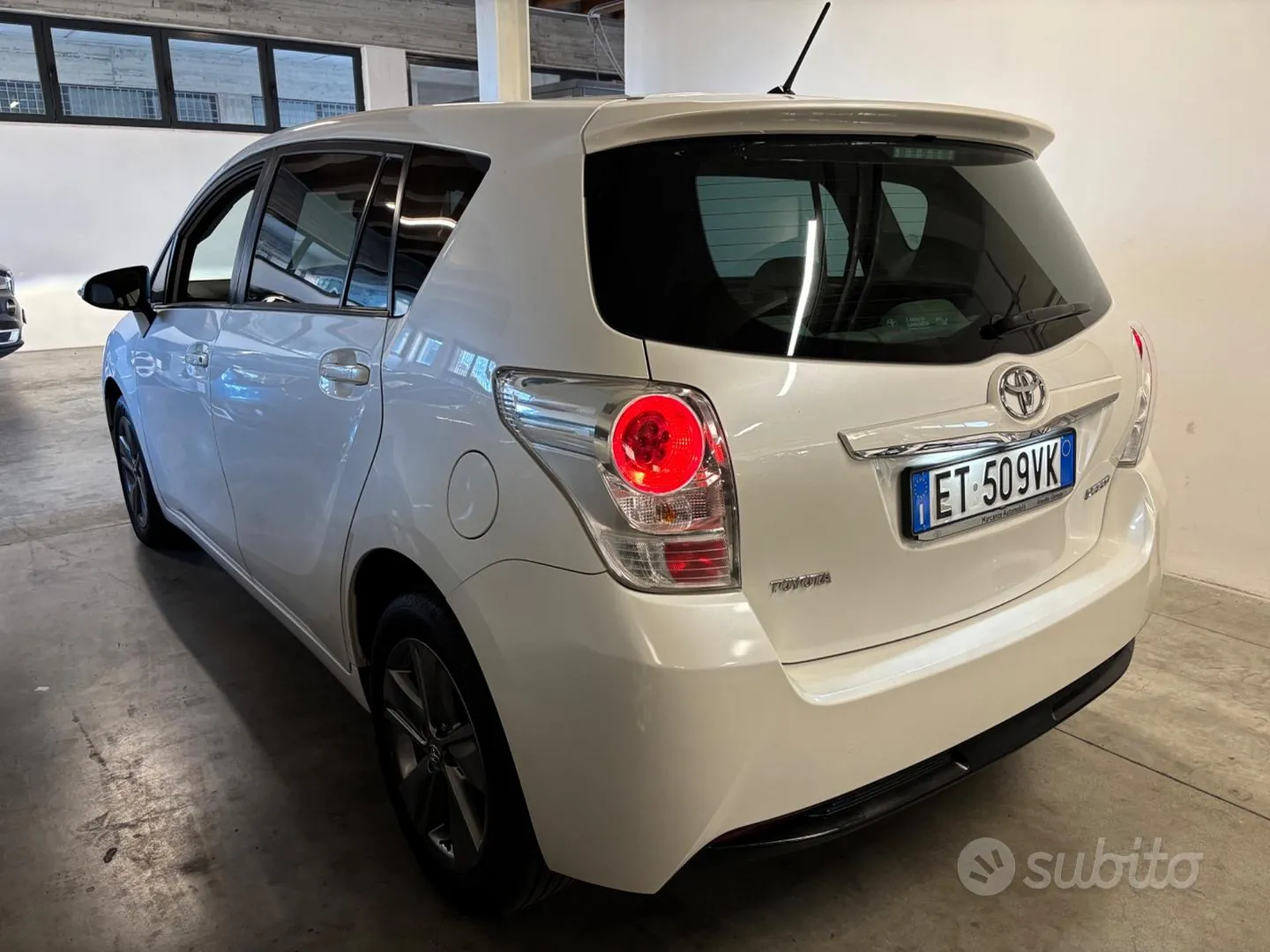 Toyota Verso 2014 photo 2