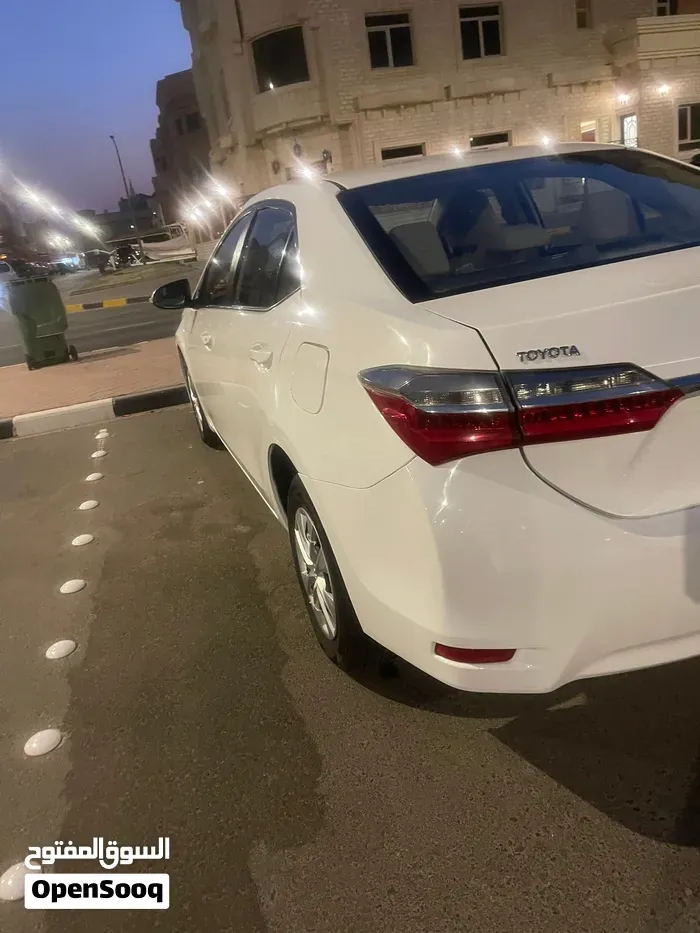 Toyota Corona 2018 photo 4